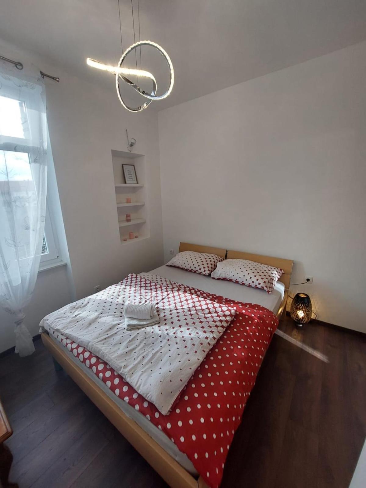 Apartman Lana غييكا المظهر الخارجي الصورة